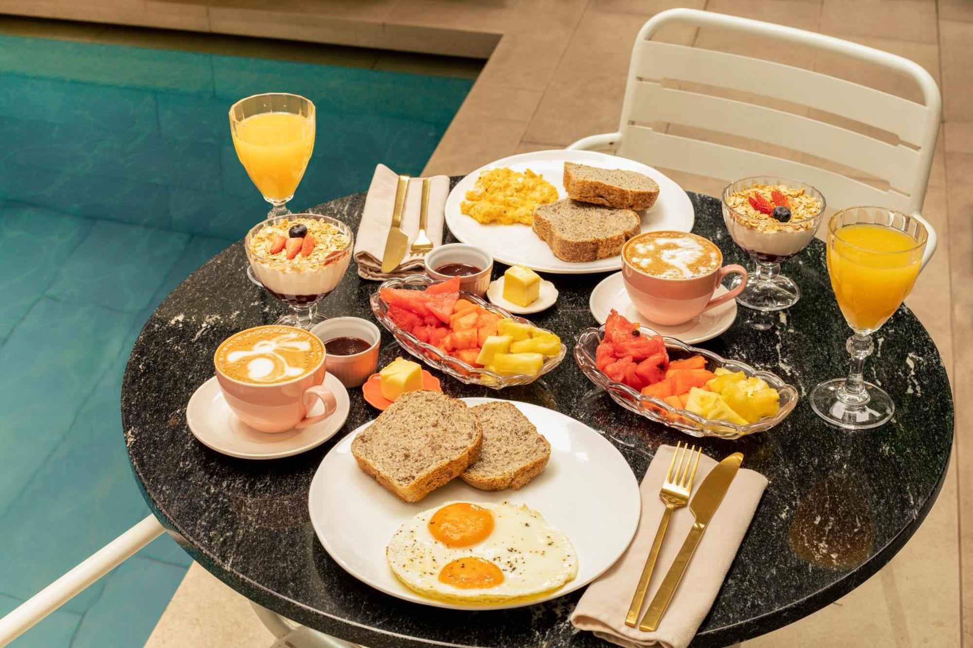 Cosmopolitano Hotel Boutique 산타 크루즈 드 라 시에라 외부 사진 A typical breakfast