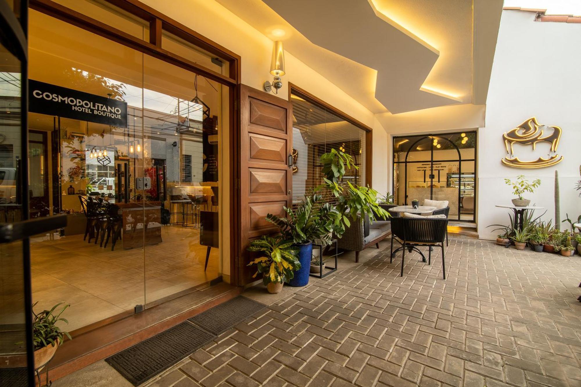 Cosmopolitano Hotel Boutique 산타 크루즈 드 라 시에라 외부 사진 The interior of the hotel