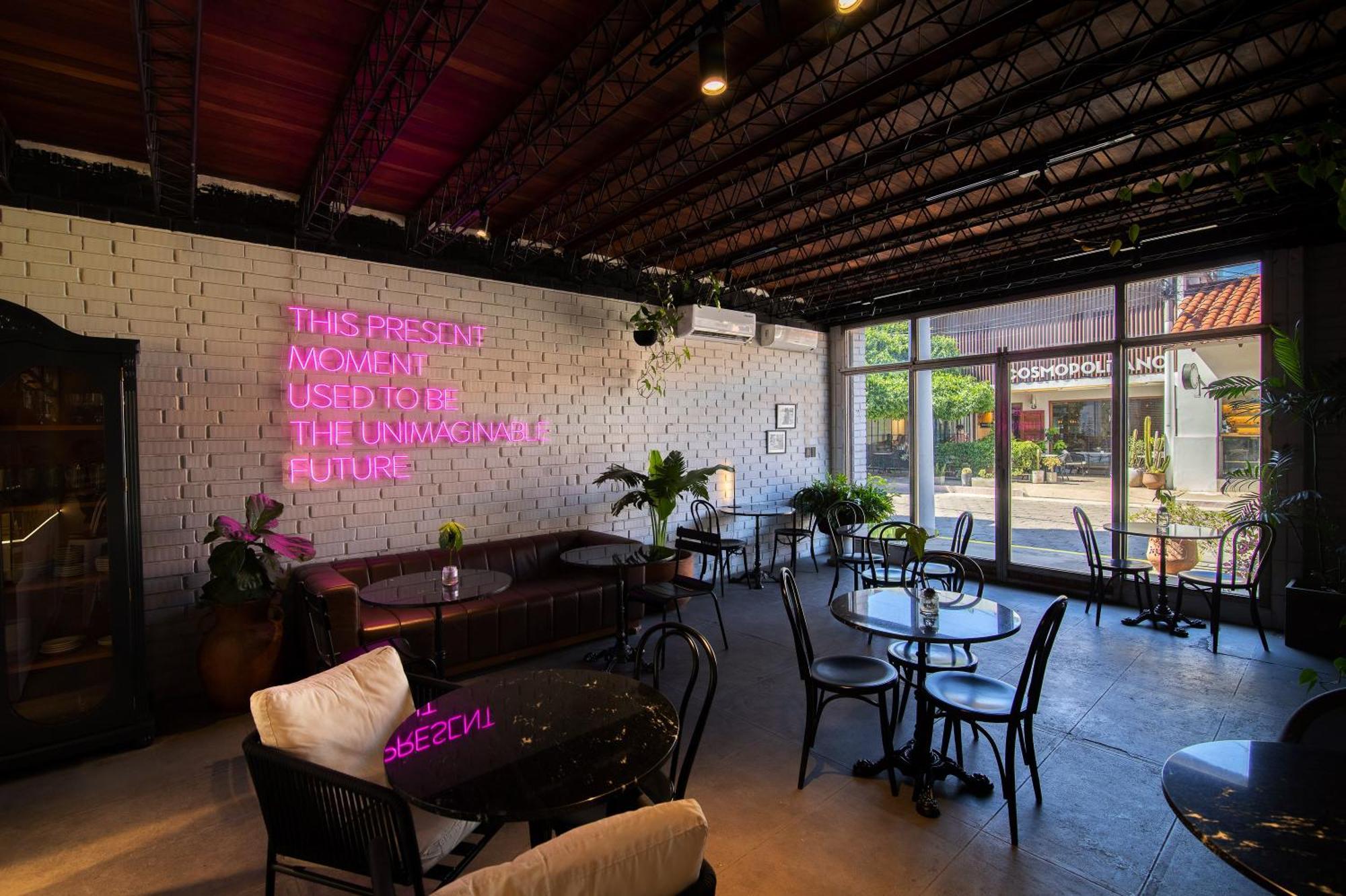 Cosmopolitano Hotel Boutique 산타 크루즈 드 라 시에라 외부 사진 Interior of the restaurant